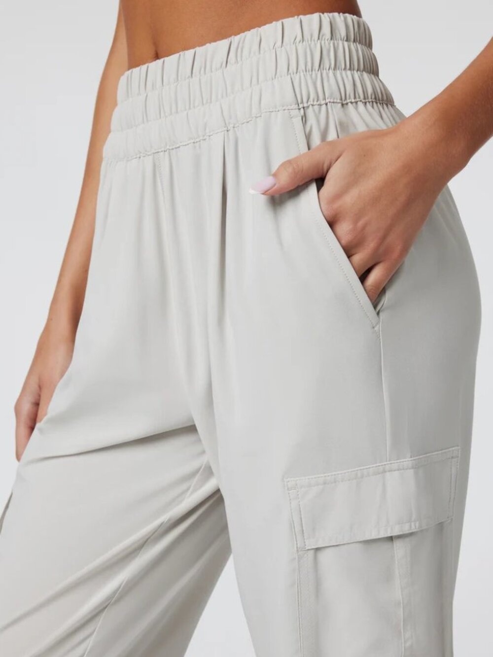 NWT Vuori Villa Cargo Joggers (M)